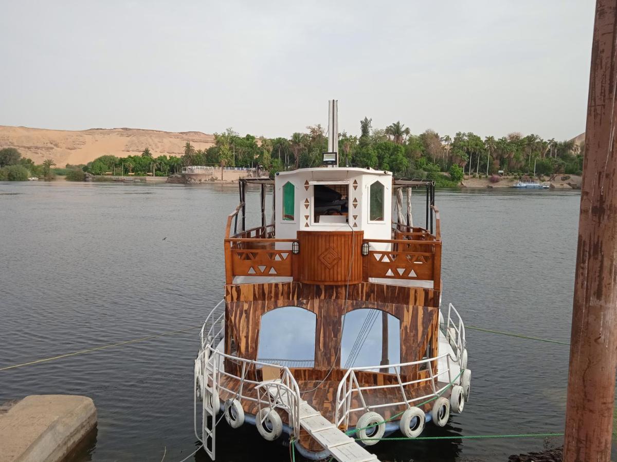 Houseboat Hotel And Nile Cruises Zainoba Assuan Exterior foto
